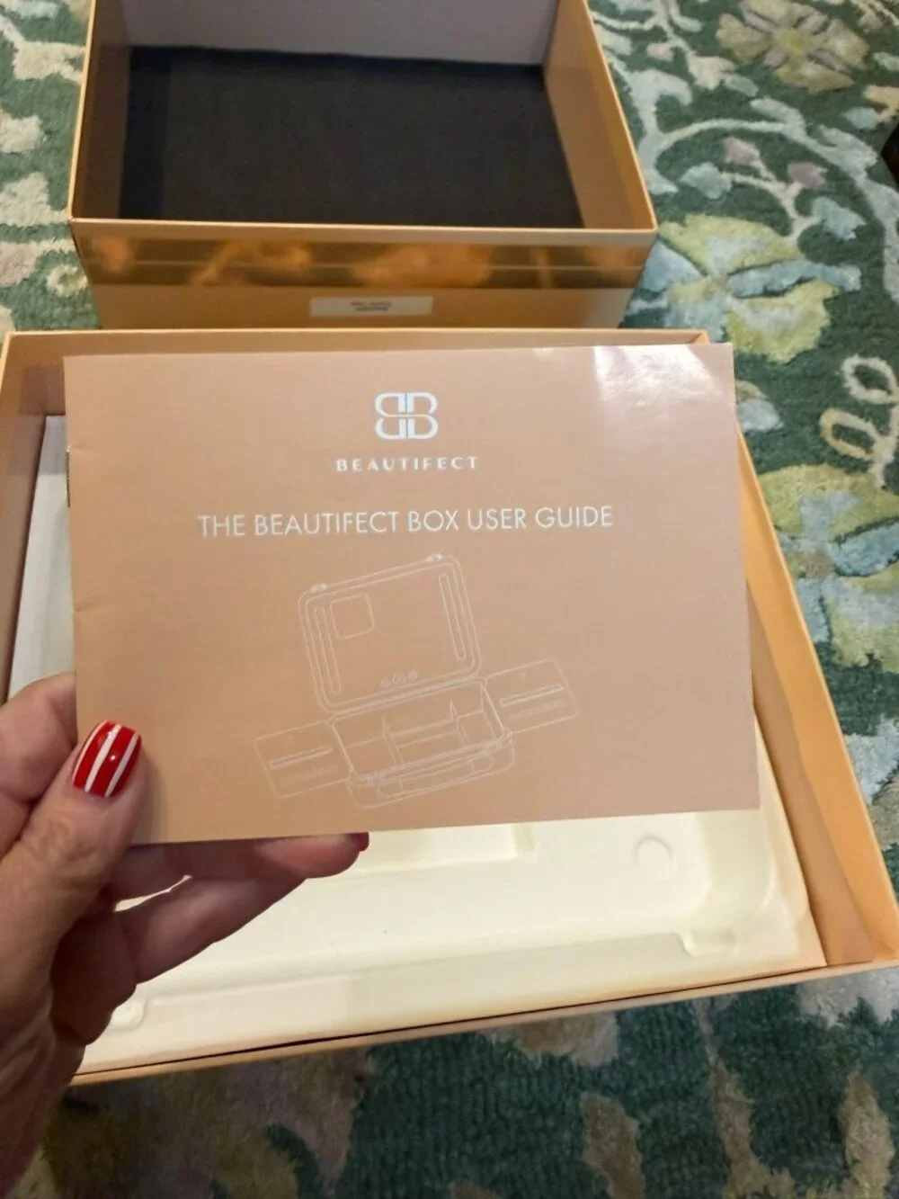Beautifect VGUC Portable Makeup Vanity Box